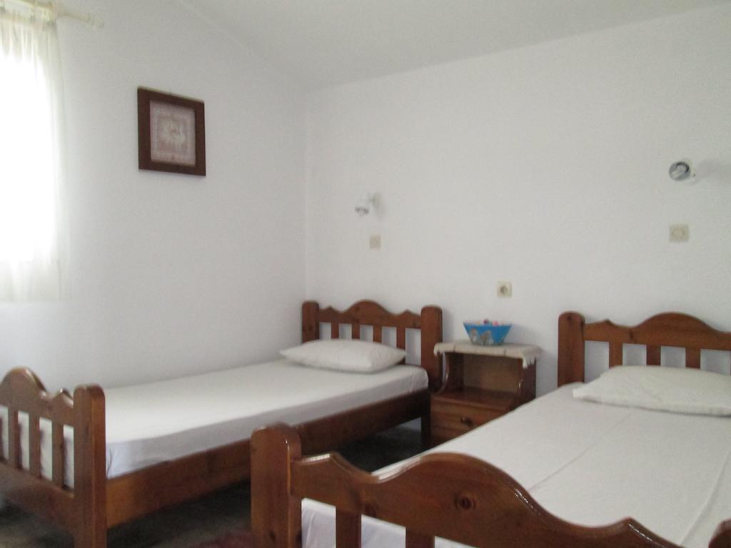 Bio House Apartment Chrani Ngoại thất bức ảnh