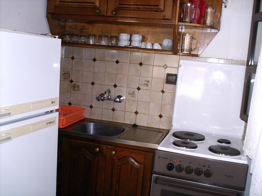 Bio House Apartment Chrani Phòng bức ảnh